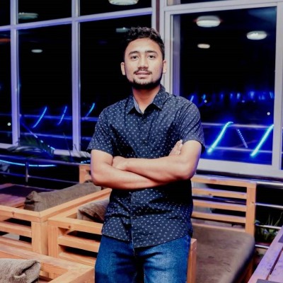 A photo of Niraj Giri